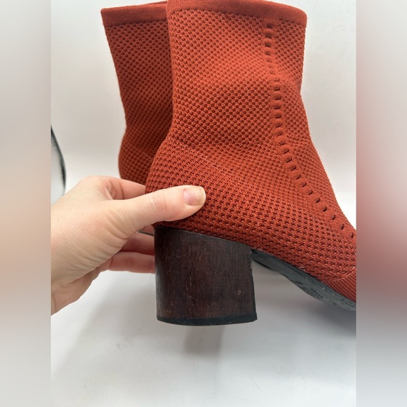 Eileen Fisher Choice Mesh Knit Ankle Boots Women's 8 Rust Slip On Wood Heel - Picture 5 of 12